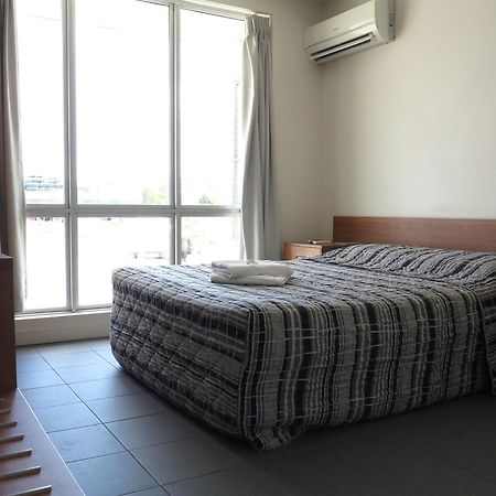 Upper Ross Hotel Townsville Zewnętrze zdjęcie