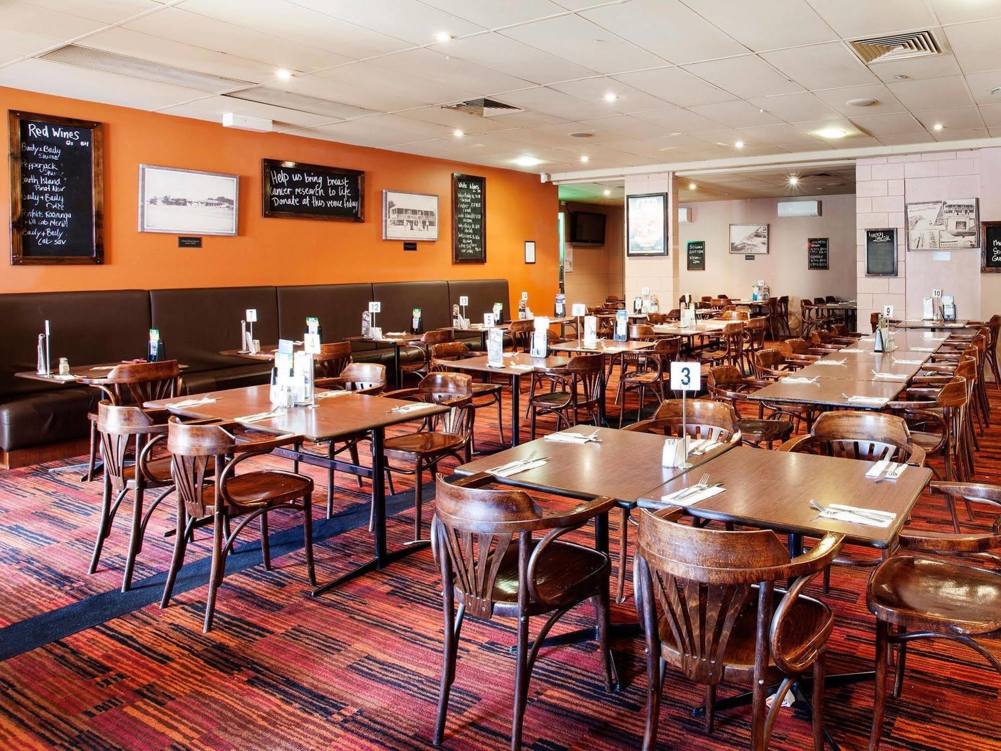 Upper Ross Hotel Townsville Zewnętrze zdjęcie