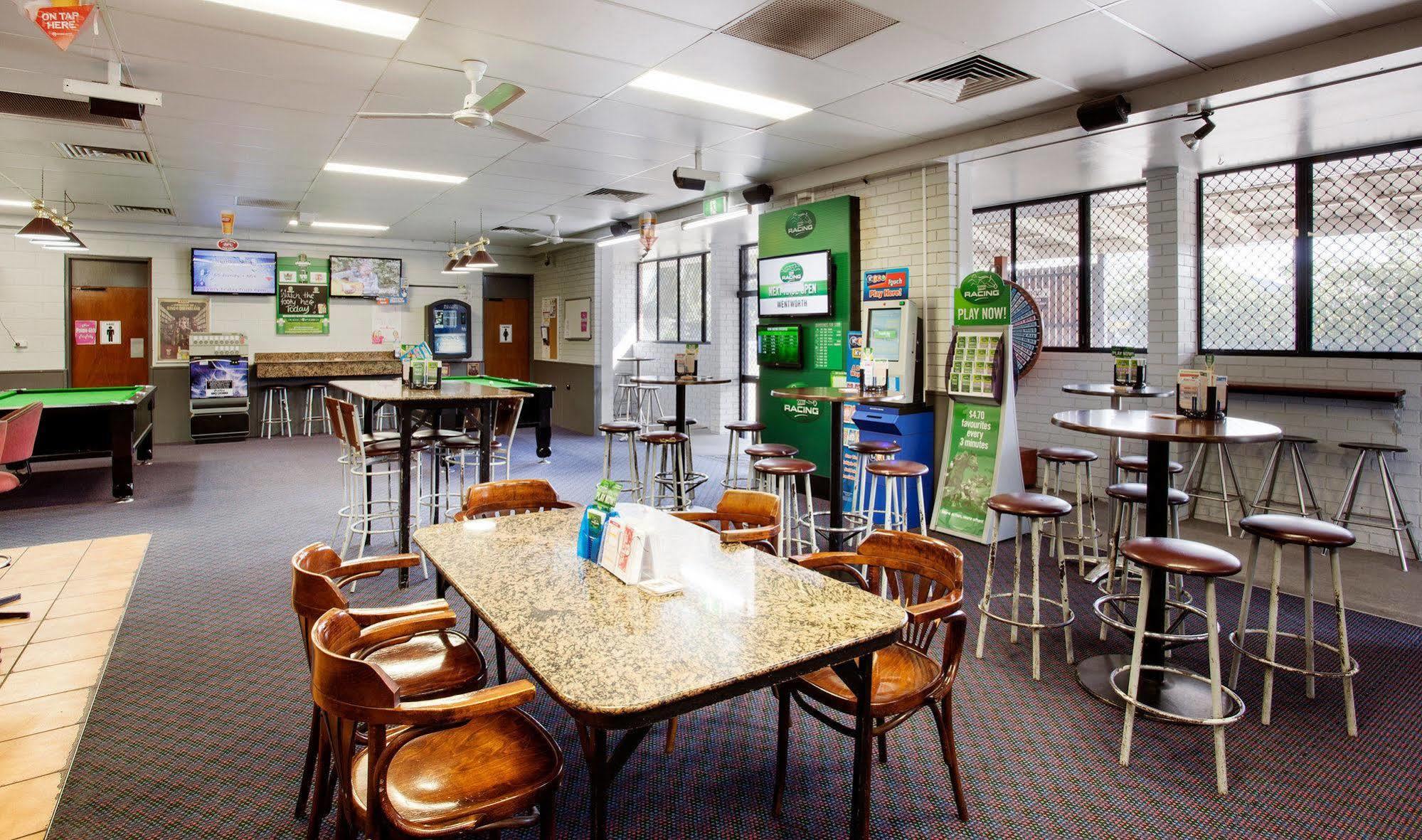 Upper Ross Hotel Townsville Zewnętrze zdjęcie