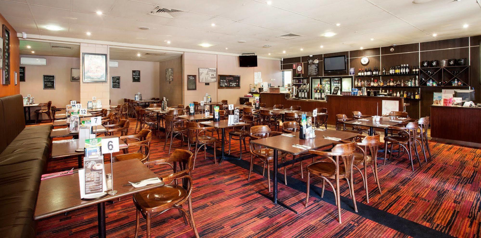 Upper Ross Hotel Townsville Zewnętrze zdjęcie